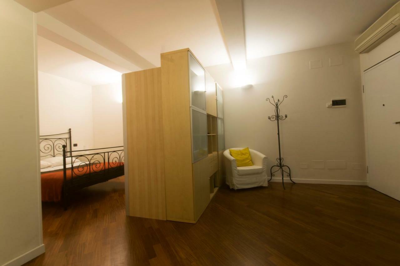 Suite Del Borgo - Affittacamere - Guest House Bologna Exterior photo