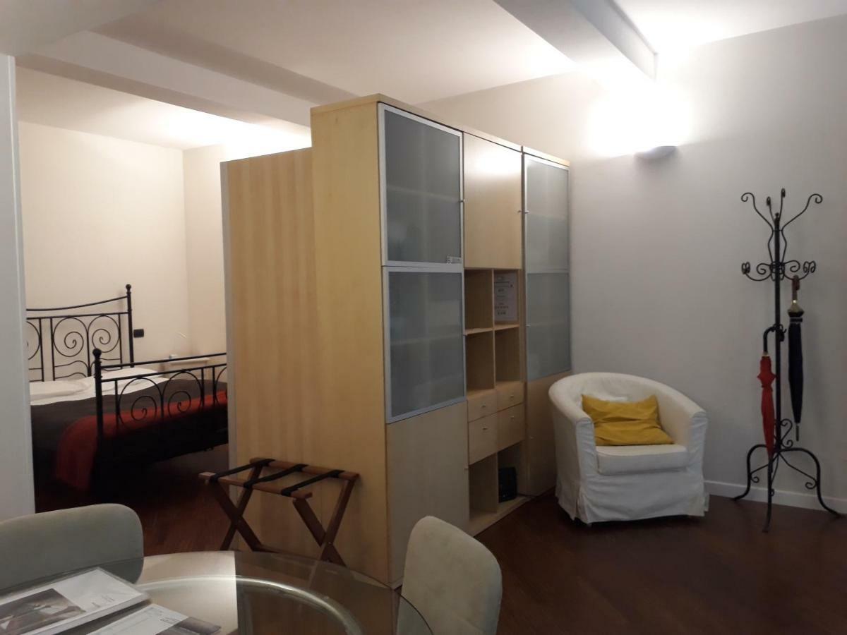 Suite Del Borgo - Affittacamere - Guest House Bologna Exterior photo